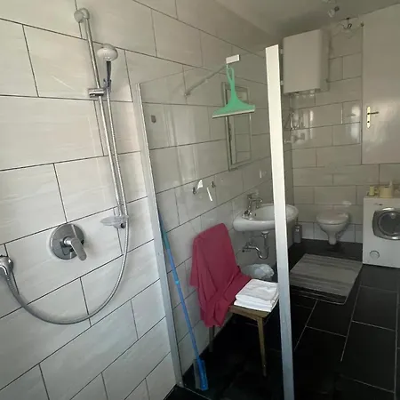 Gaestehaus Weinwurm Apartmán Obritz